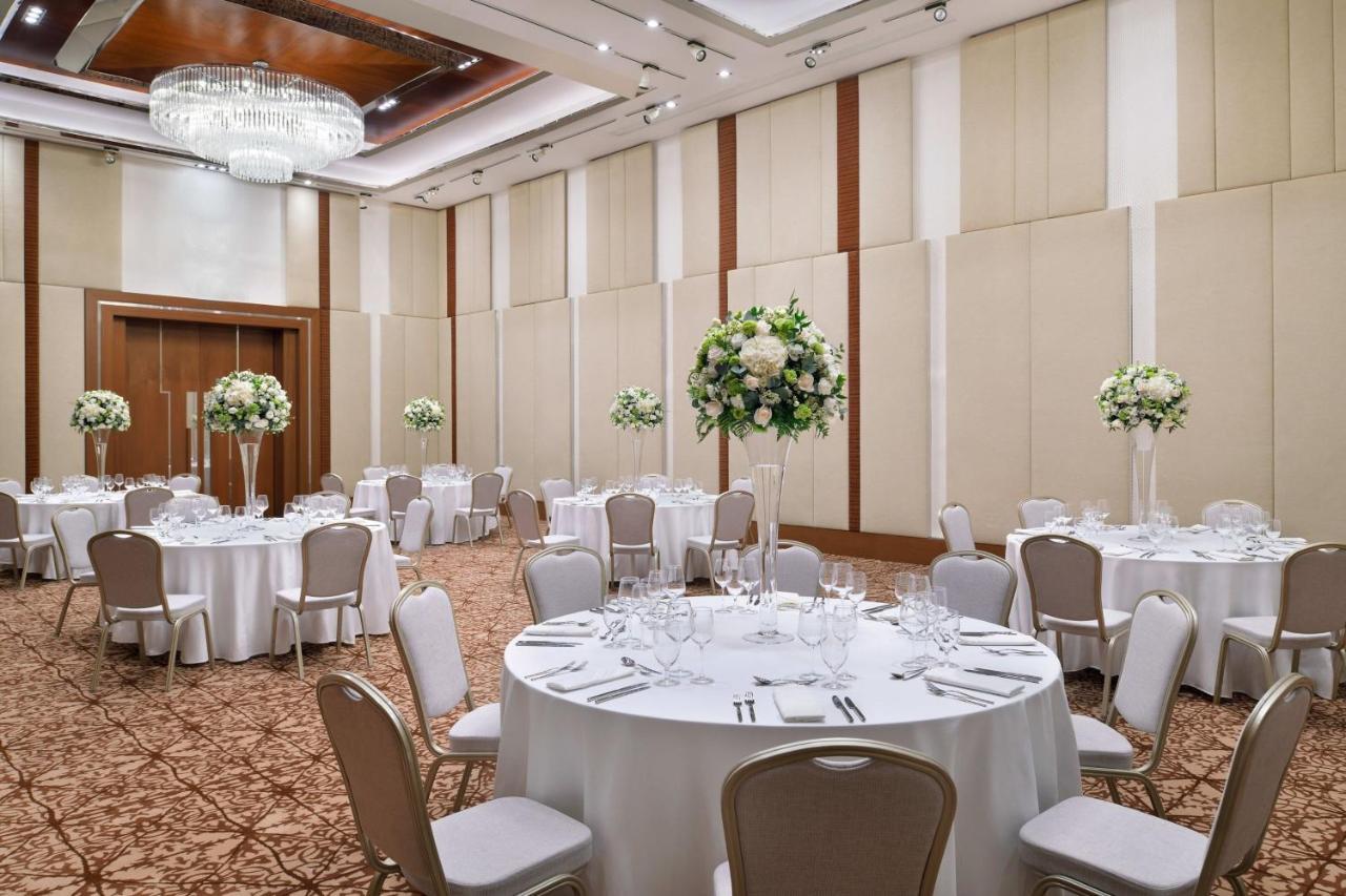 Delta Hotels By Marriott City Center Доха Екстер'єр фото The ballroom