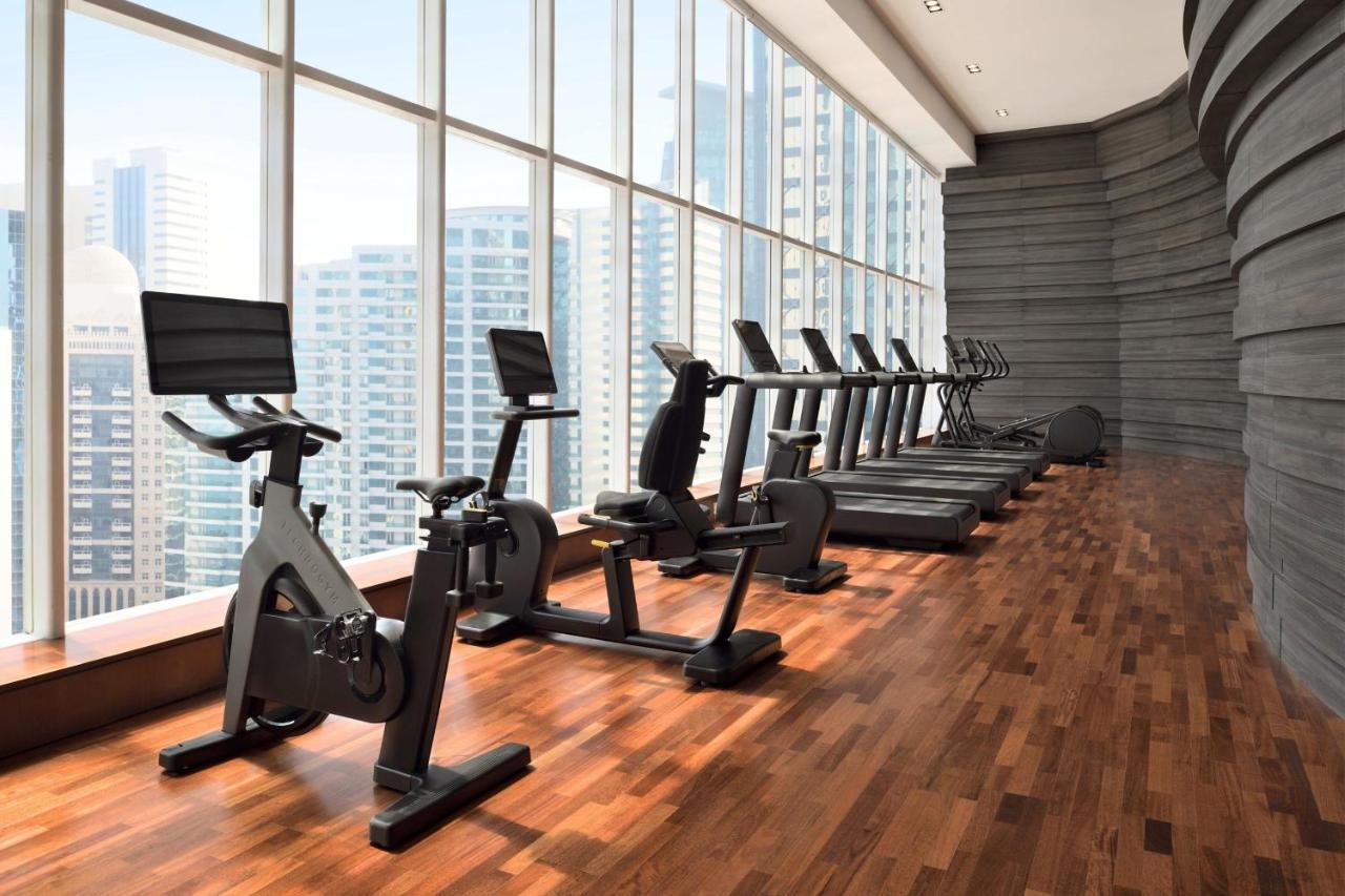 Delta Hotels By Marriott City Center Доха Екстер'єр фото 3D rendering of a gym