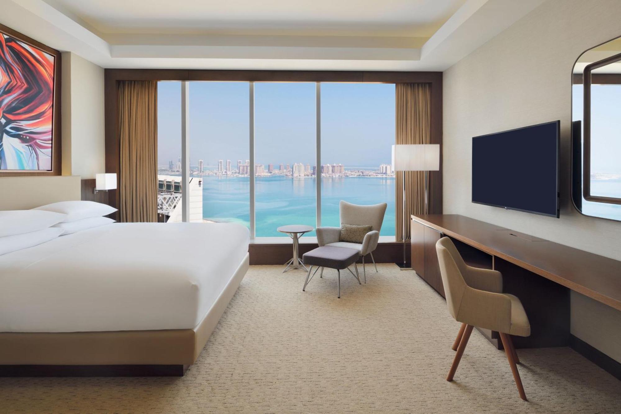 Delta Hotels By Marriott City Center Доха Екстер'єр фото A guest room at the hotel